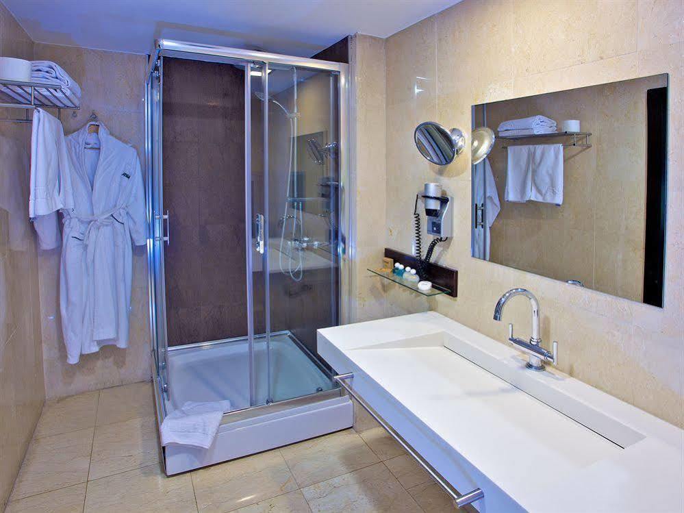 Boutique Riva Hotel Istanboel Buitenkant foto