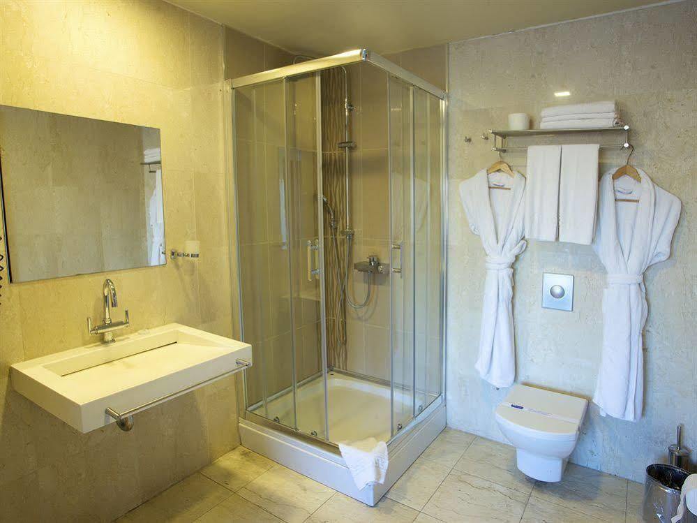 Boutique Riva Hotel Istanboel Buitenkant foto